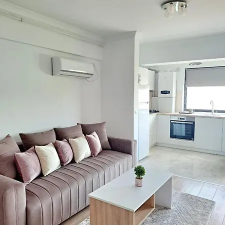 Apartament Sara Campus View *