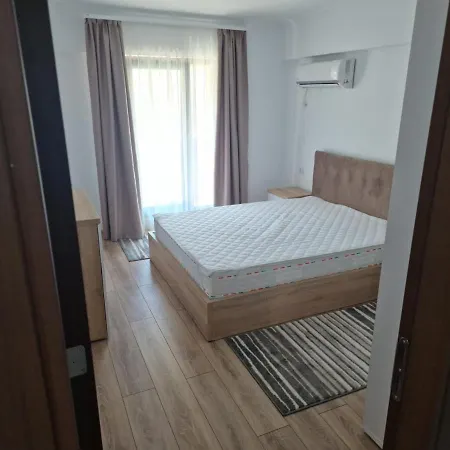 Sara Campus View Apartament Mamaja
