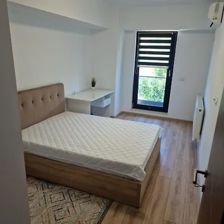 Sara Campus View Mamaja